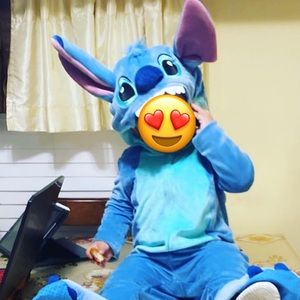 Disney costume used only for photos